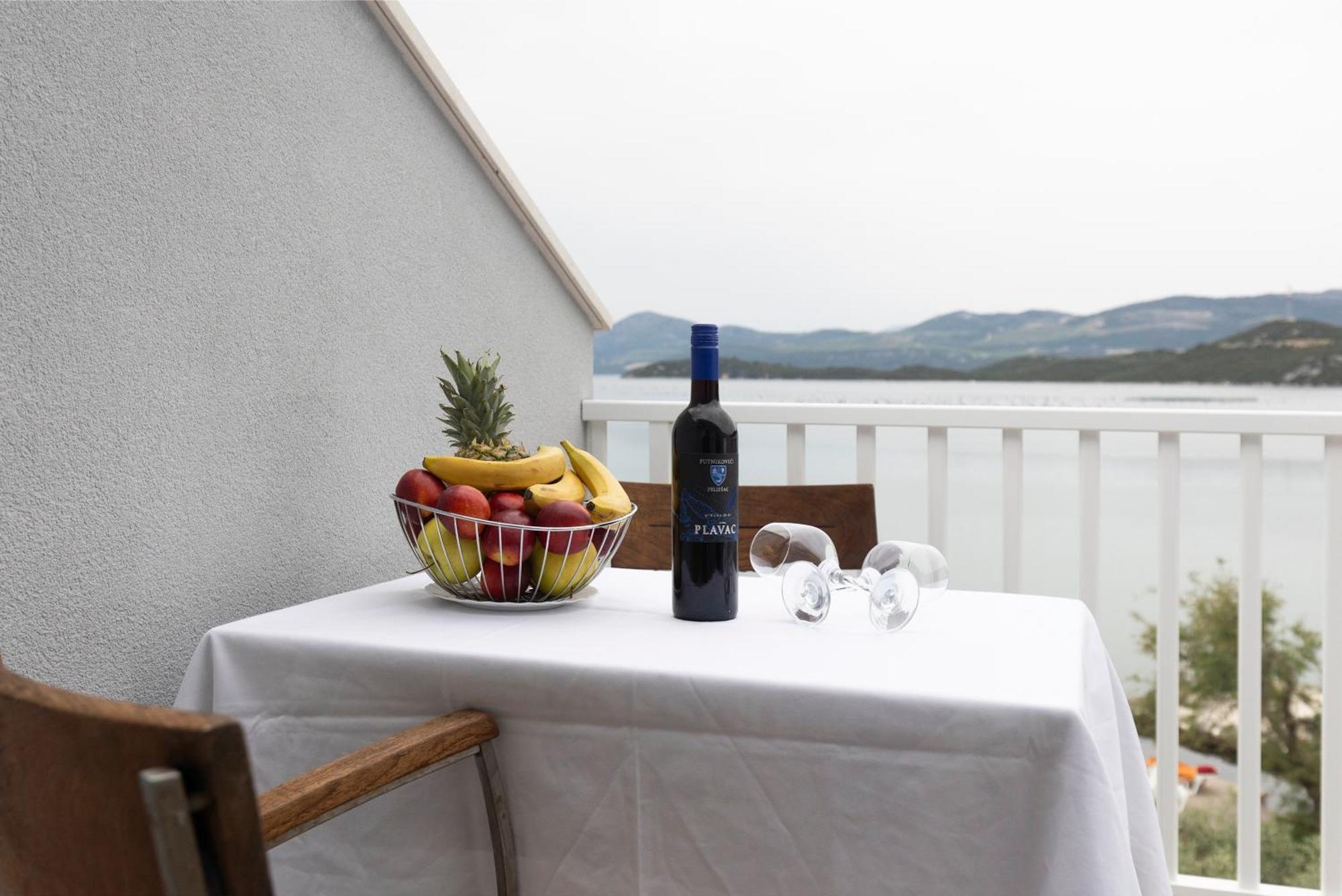 Apartments By The Sea Zuronja, Peljesac - 10137 Brijesta Buitenkant foto