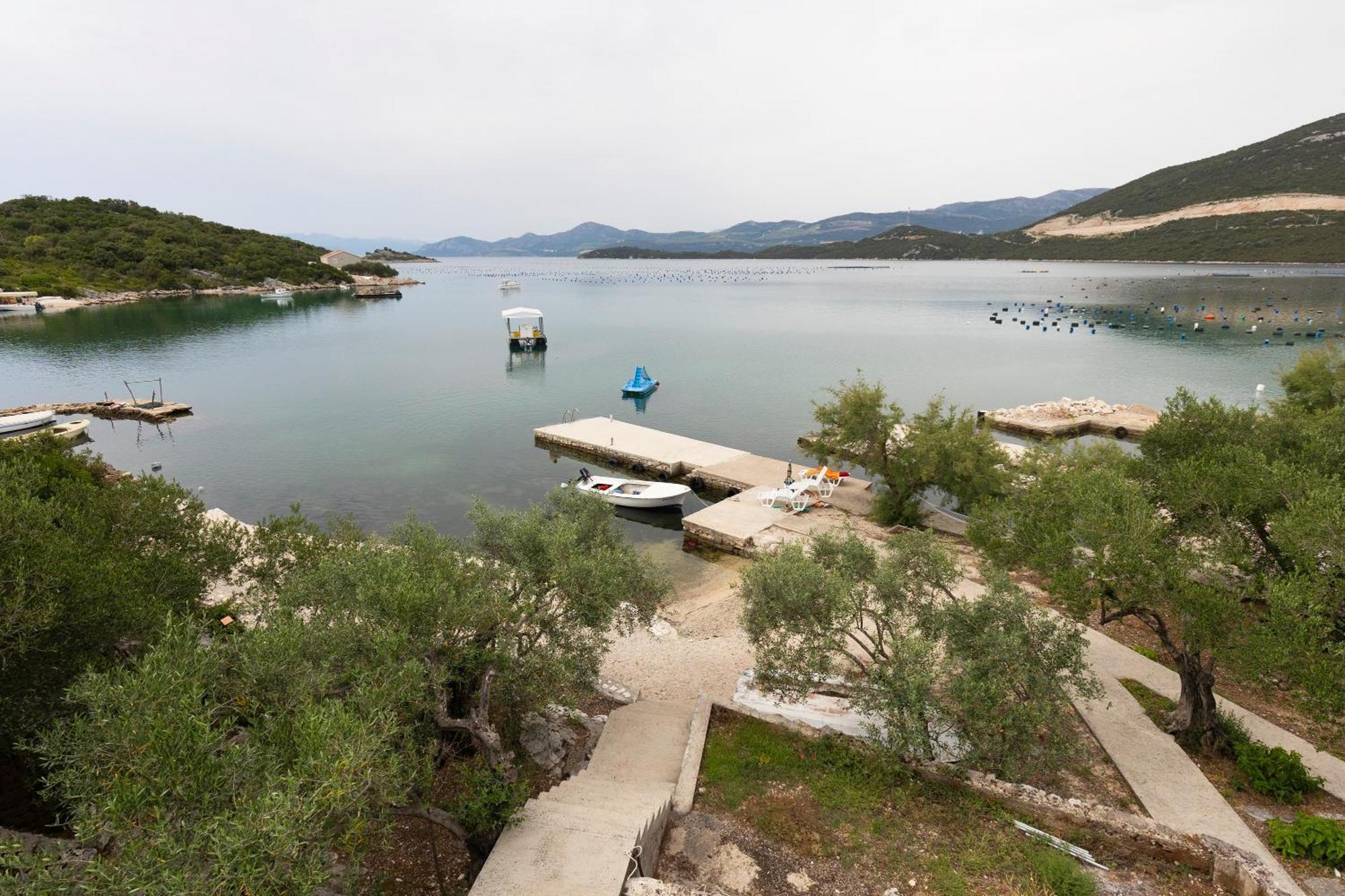Apartments By The Sea Zuronja, Peljesac - 10137 Brijesta Buitenkant foto