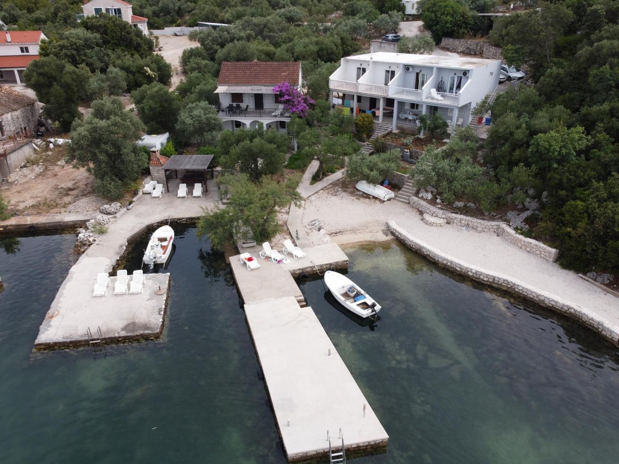 Apartments By The Sea Zuronja, Peljesac - 10137 Brijesta Buitenkant foto